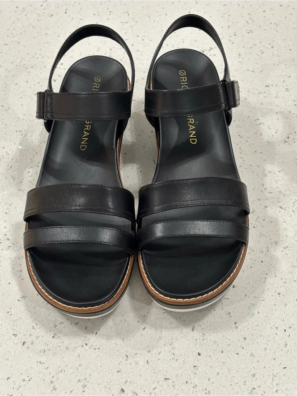 Cole Haan Black Leather Strappy Slingback Sandals 9m worn once